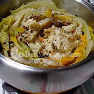 豚肉と白菜のバウムクーヘン蒸し鍋